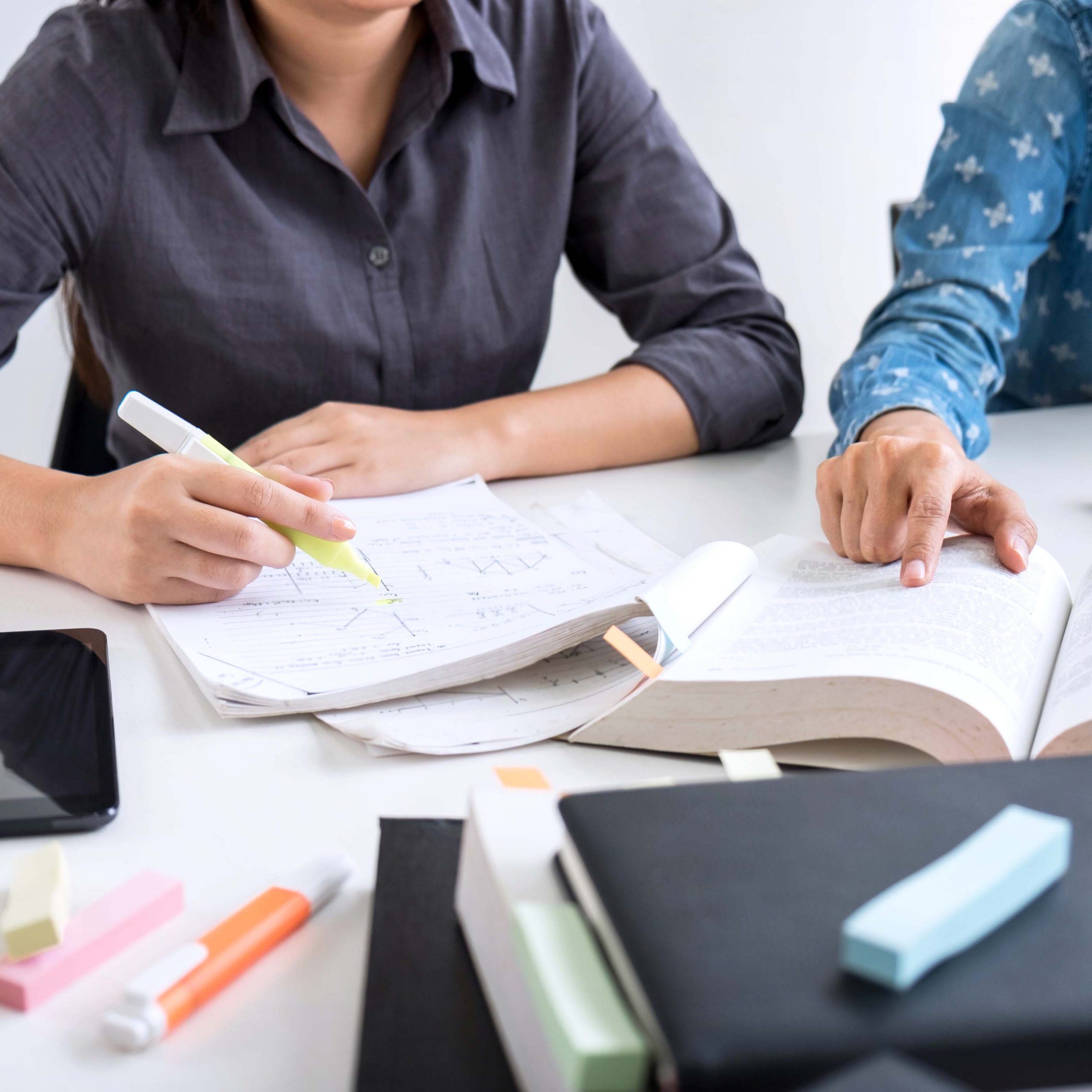 Erziehungs-Mediatoren